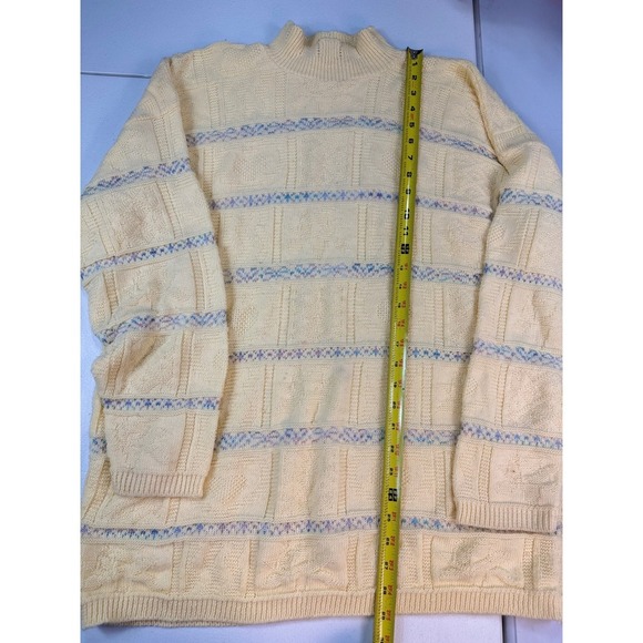 Vintage Basic Editions Knit Sweater Striped Cream Blue Acrylic Size Medium - Picture 3 of 7